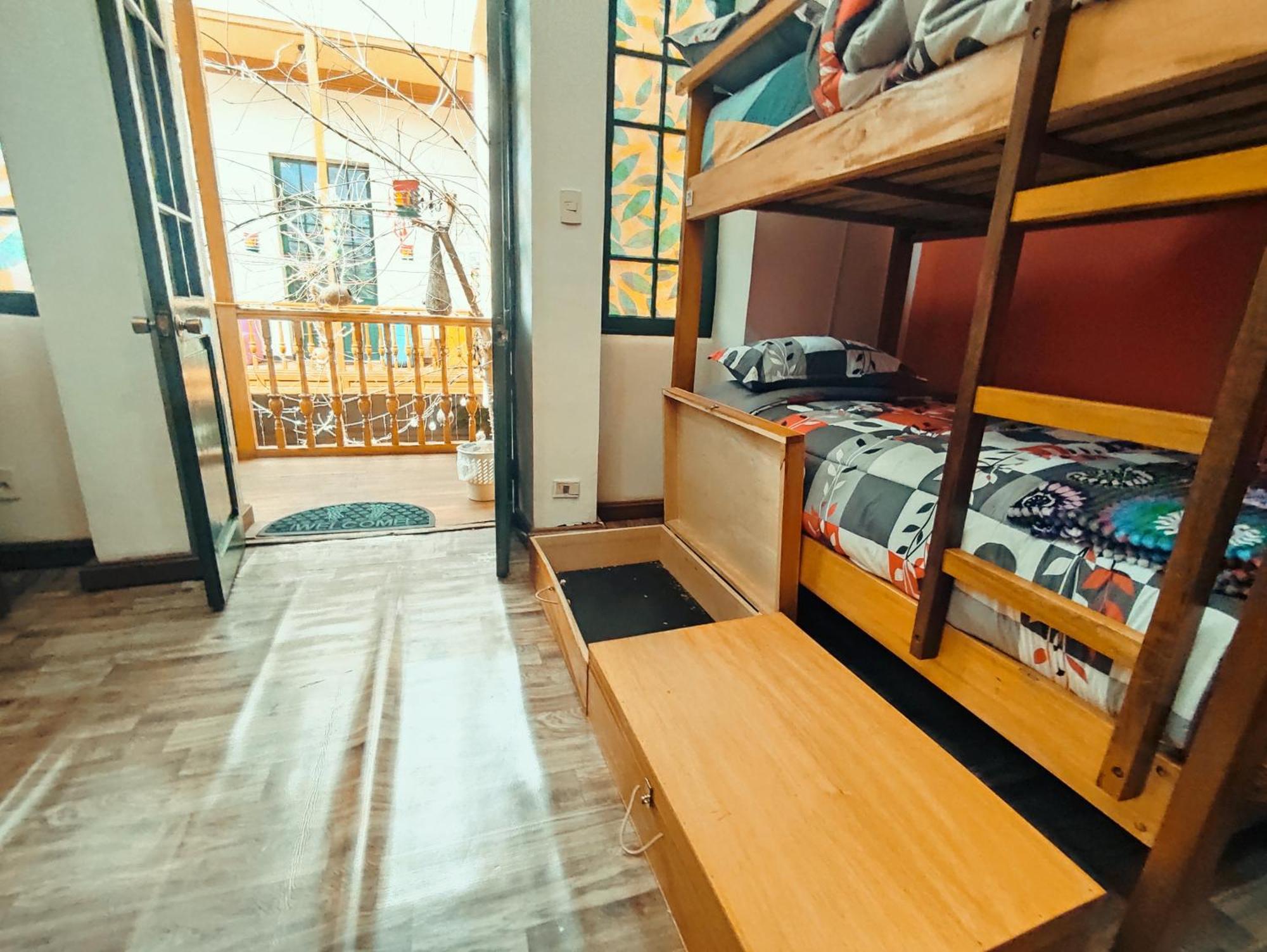 Saint Peter'S Llama Hostal La Paz Esterno foto